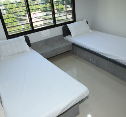 Pg for boys Satellite